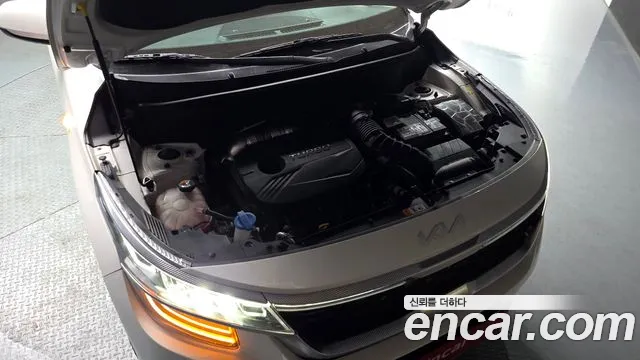 Kia Seltos Seltos Бензин 1.6 турбо 2WD — Фото автомобиля 6