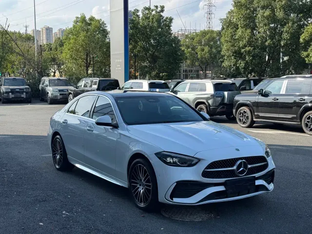 Mercedes-Benz C-Class — Фото автомобиля 3