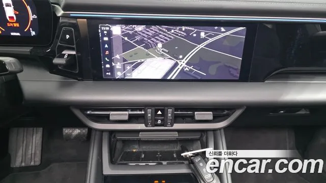 Porsche Macan — Фото автомобиля 14