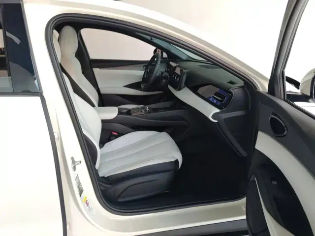 BYD Seal 06 — Фото автомобиля 8