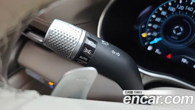 Genesis GV80 — Фото автомобиля 28