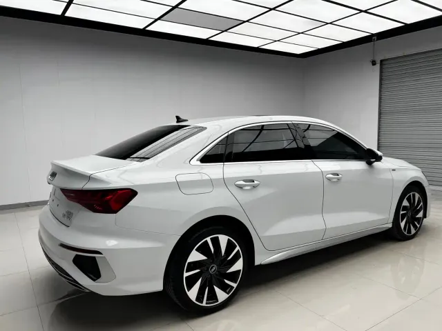 Audi A3 — Фото автомобиля 4