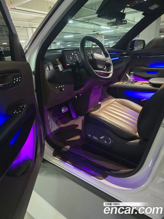 Kia EV9 — Фото автомобиля 10