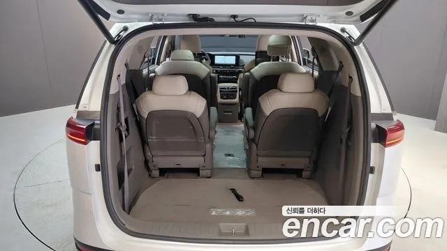 Kia Canival Carnival 4 поколение Бензин 9 мест Signature — Фото автомобиля 19