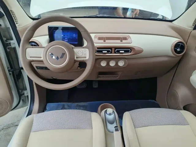 Wuling Hongguang Mini EV — Фото автомобиля 9