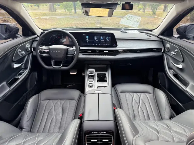 Chery Arrizo 8 2024 High Performance 2.0T DCT Sport — Фото автомобиля 6