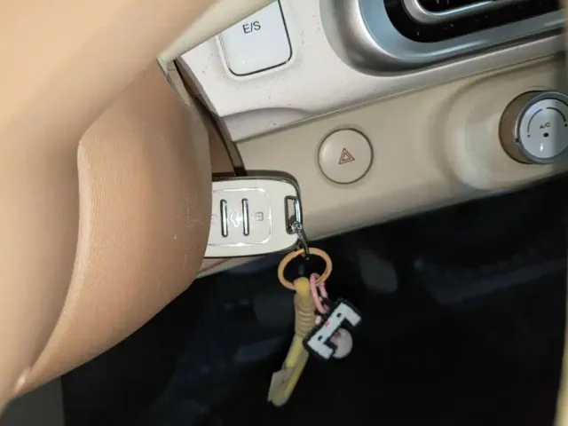 Wuling Hongguang Mini EV — Фото автомобиля 8