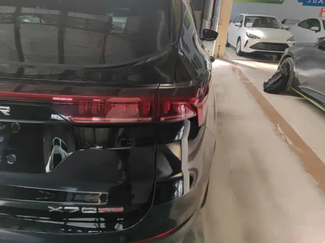 Jetour X70 Plus — Фото автомобиля 7