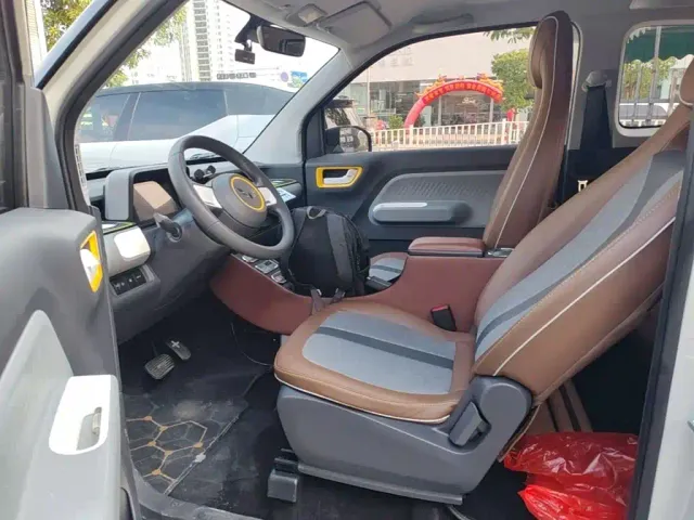 Wuling Hongguang Mini EV — Фото автомобиля 14