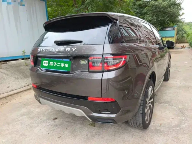 Land Rover Discovery Sport — Фото автомобиля 6