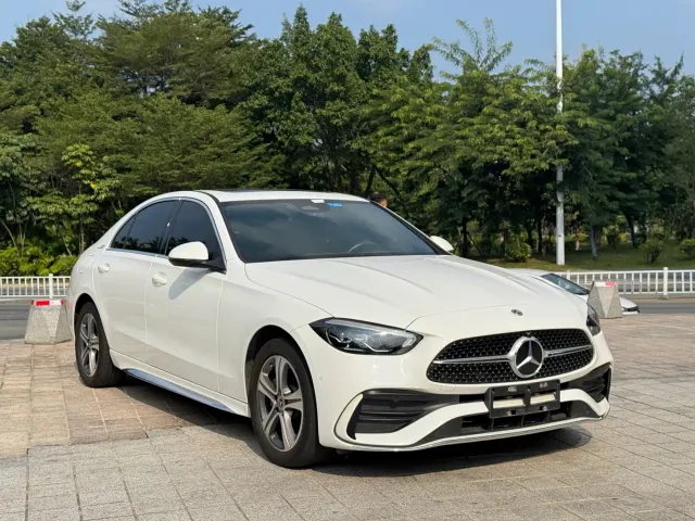 Mercedes-Benz C-Class — Фото автомобиля 3