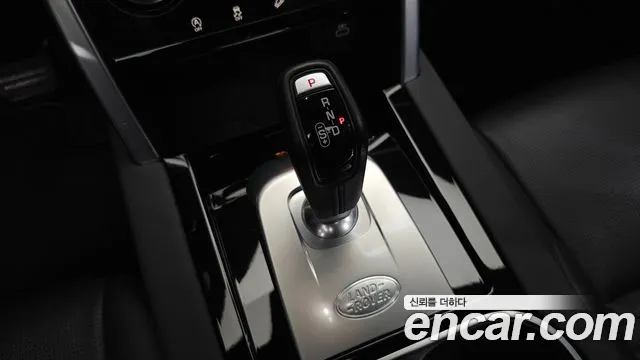 Land Rover Discovery Sport Generation 2 — Фото автомобиля 12