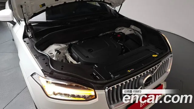 Вольво XC90 — Фото автомобиля 5