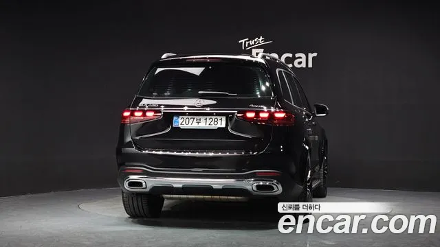 Mercedes-Benz GLS-Class — Фото автомобиля 4