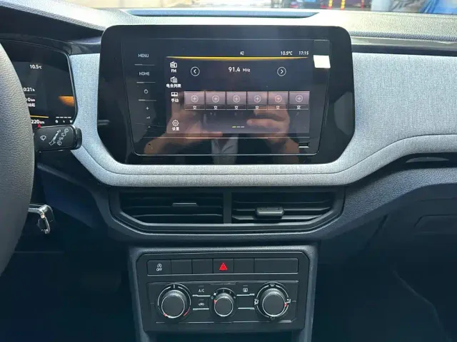 Volkswagen Tharu — Фото автомобиля 14