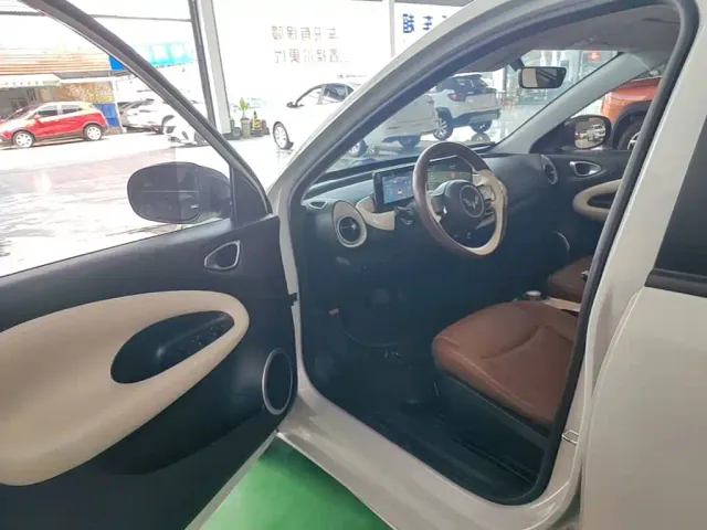 Wuling Bingo — Фото автомобиля 11