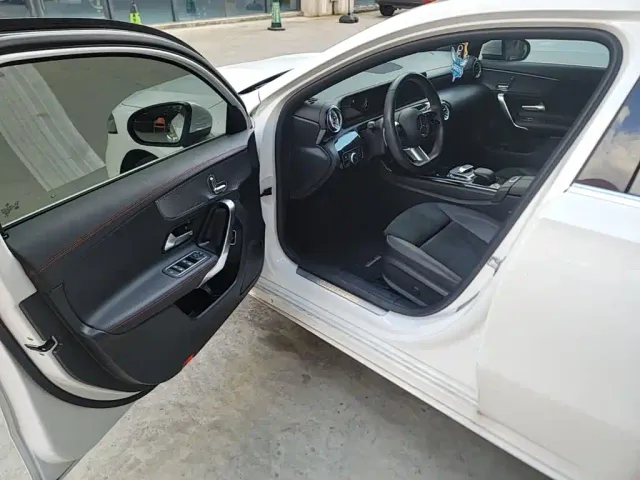 Mercedes-Benz A-Class — Фото автомобиля 15