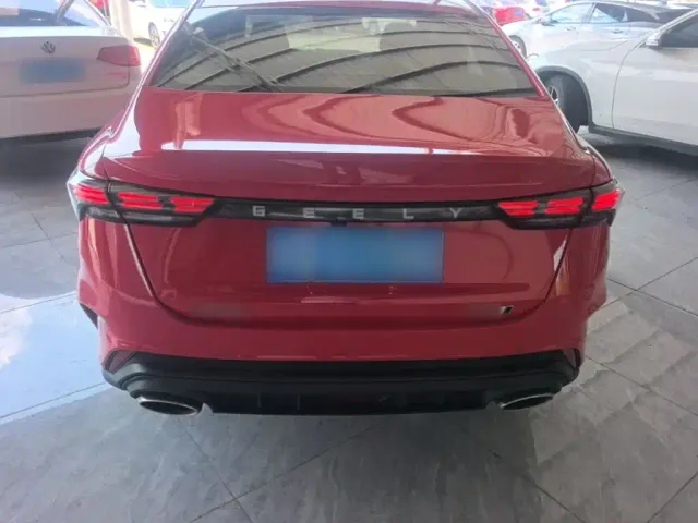 Geely Binrui — Фото автомобиля 5