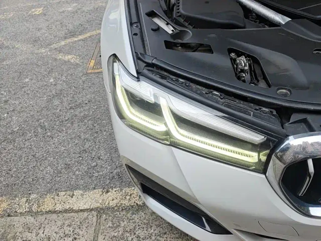 BMW 5 Series — Фото автомобиля 7