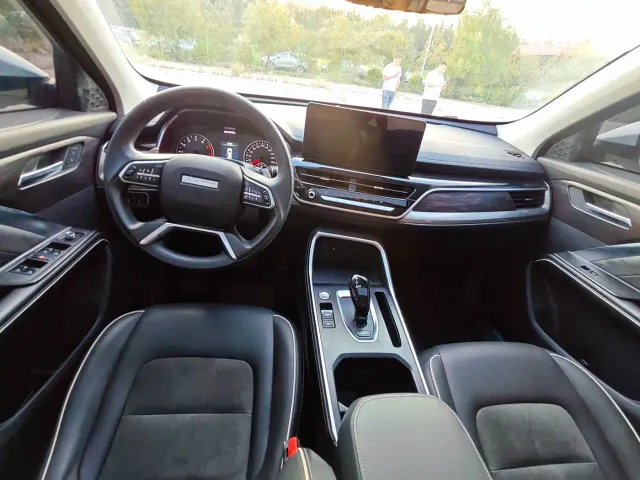 Haval H6 — Фото автомобиля 8