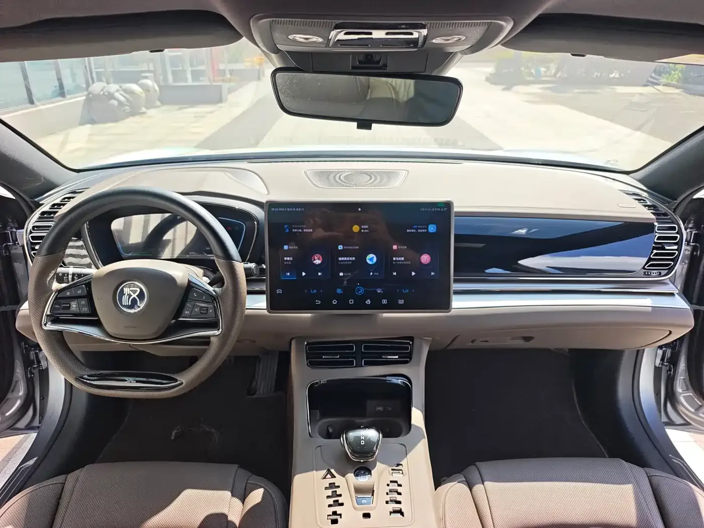 BYD Han 2024 EV Glory Edition 605KM FWD Premium — Фото автомобиля 9