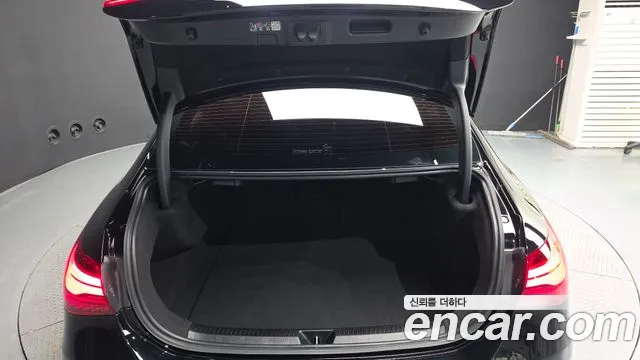 Mercedes-Benz A-Class W177 — Фото автомобиля 26