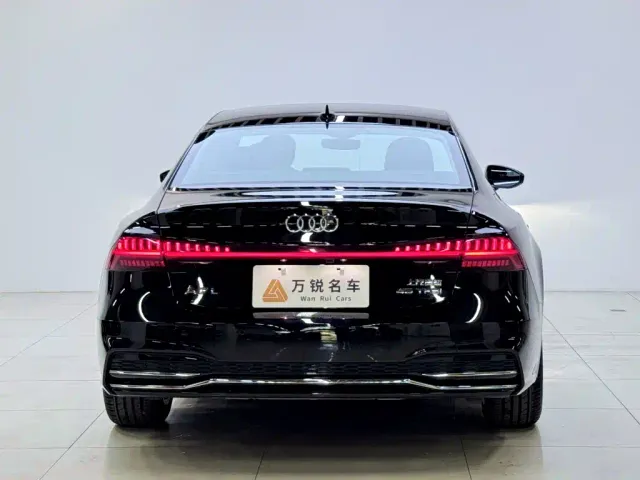 Audi A7L — Фото автомобиля 4