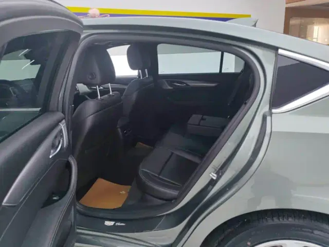 Cadillac CT5 — Фото автомобиля 11