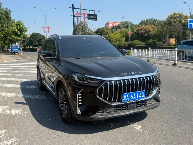 Jetour X70 Plus — Фото автомобиля 3