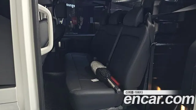 Hyundai Staria Staria — Фото автомобиля 12
