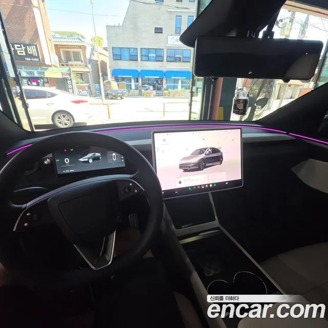Tesla Model Y — Фото автомобиля 7