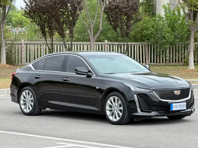Cadillac CT5 — Фото автомобиля 3