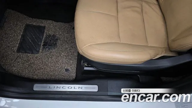 Lincoln Corsair Corsair 2.0 Reserve AWD — Фото автомобиля 27