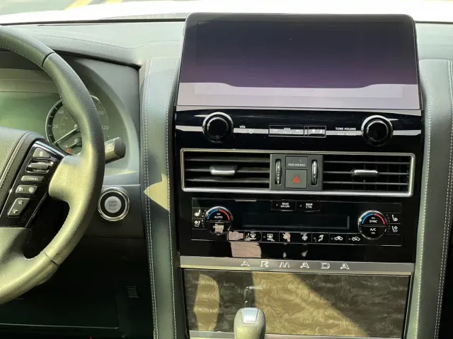 Nissan Patrol — Фото автомобиля 21
