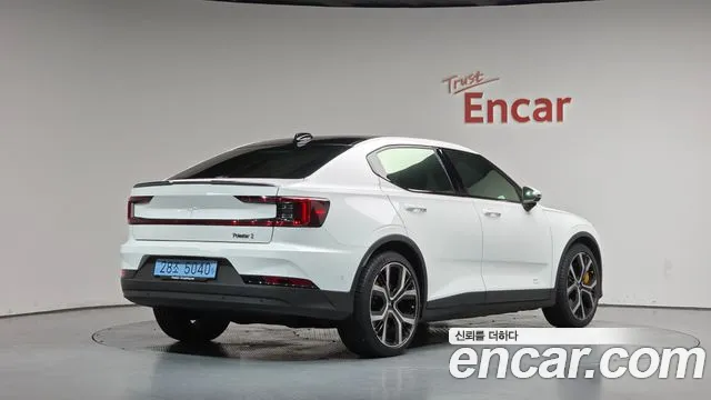 Polestar Polestar 2 — Фото автомобиля 2