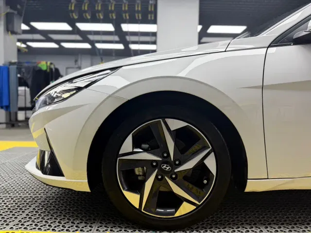 Hyundai Elantra — Фото автомобиля 7