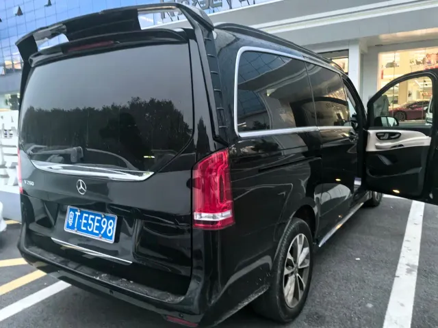 Mercedes-Benz V-Class — Фото автомобиля 4