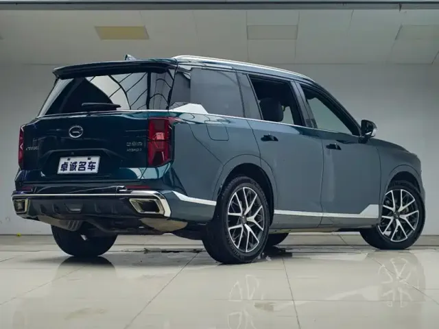 GAC Trumpchi GS8 — Фото автомобиля 18