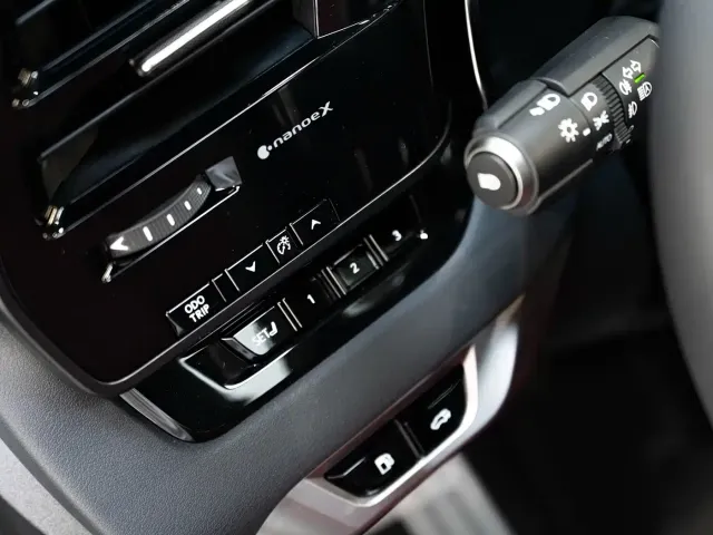 Lexus RX — Фото автомобиля 18
