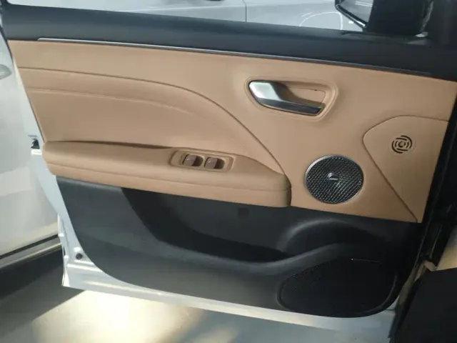 GAC Aion i60 — Фото автомобиля 7