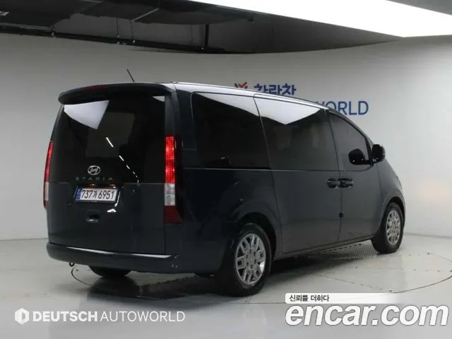 Hyundai Staria — Фото автомобиля 2