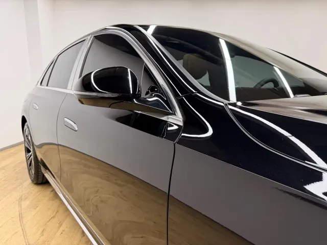 Mercedes-Benz E-Class — Фото автомобиля 9