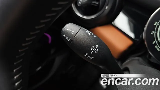 Mini Cooper — Фото автомобиля 30