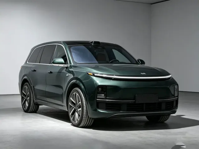 Li Auto L9 — Фото автомобиля 2