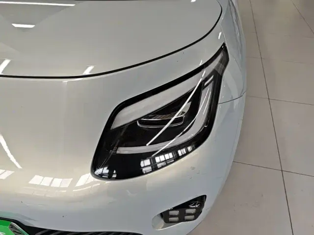 GAC Aion UT — Фото автомобиля 23