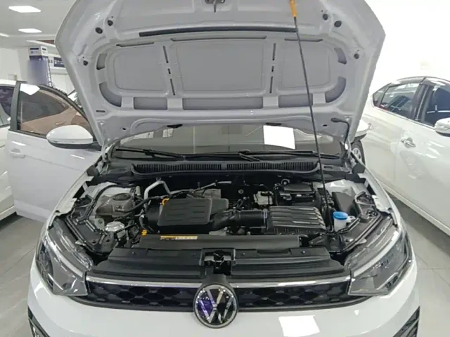 Volkswagen Lavida — Фото автомобиля 19