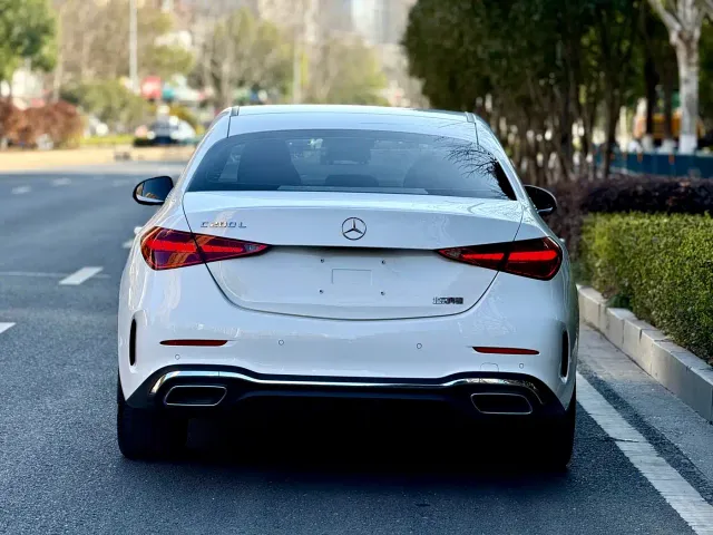 Mercedes-Benz C-Class — Фото автомобиля 13
