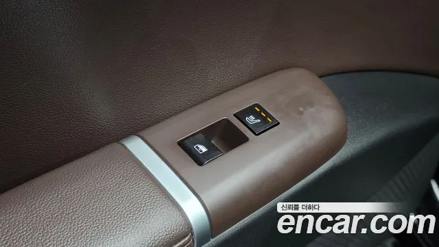 Hyundai Grandeur GN7 — Фото автомобиля 28