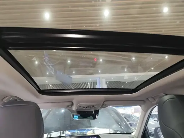 Toyota Highlander 2022 380T 4WD Premium 7-Seater — Фото автомобиля 17