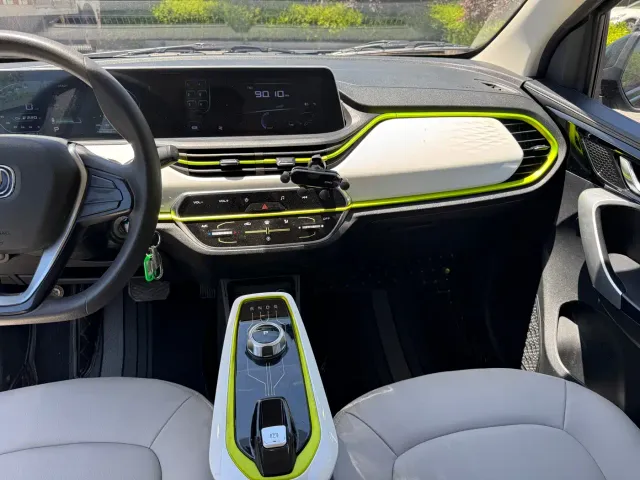 Changan Benben E-Star — Фото автомобиля 12